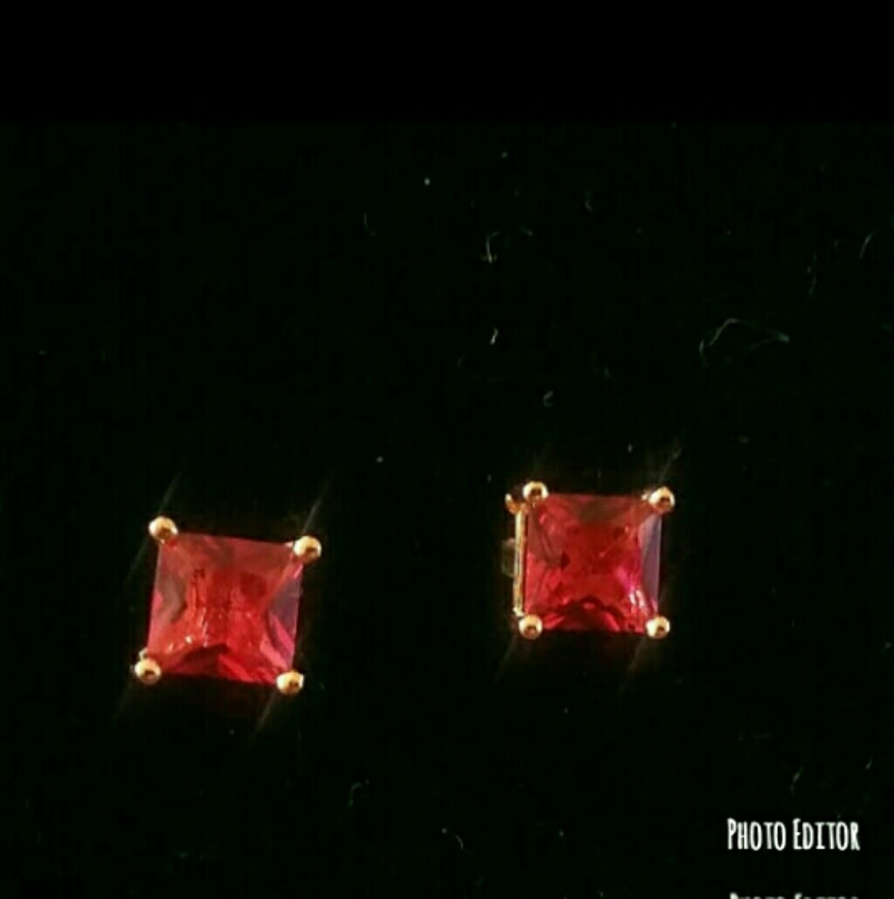 NWOT ruby stud earrings